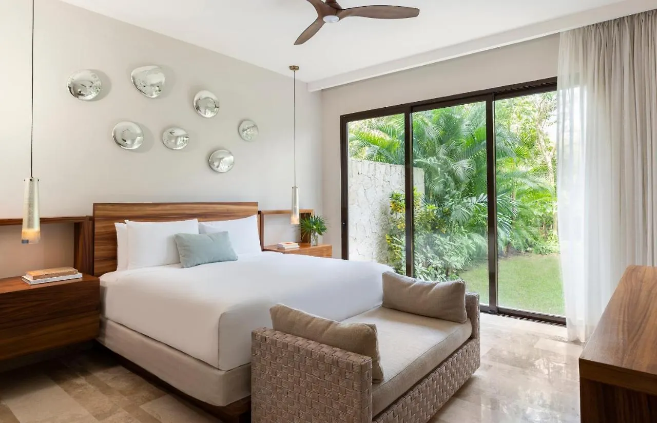 Fairmont Heritage Place Mayakoba El Marlyn Azul 5*,